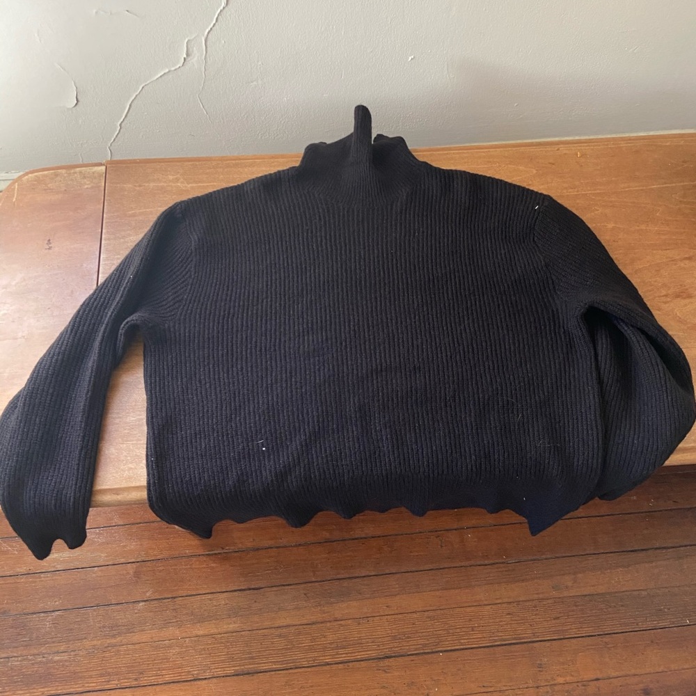 H&M black turtleneck